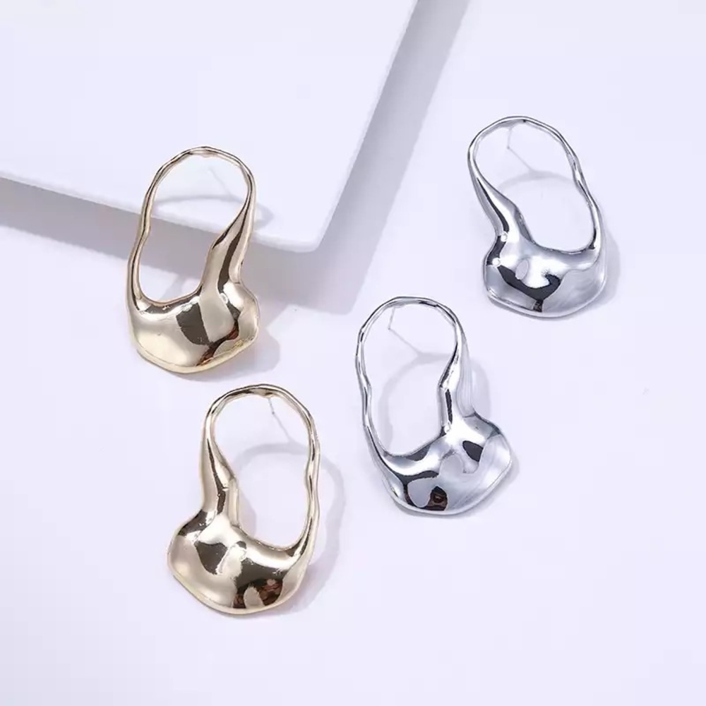 Melted earrings - Picture 1 of 6